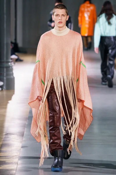 Look 35